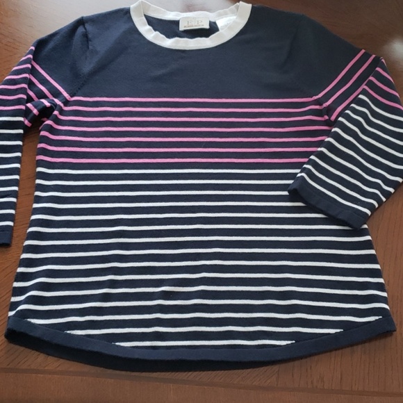 E P PRO Absolutely amazing blouse, 75% cotton  ( only bundle of 3) - Picture 2 of 8